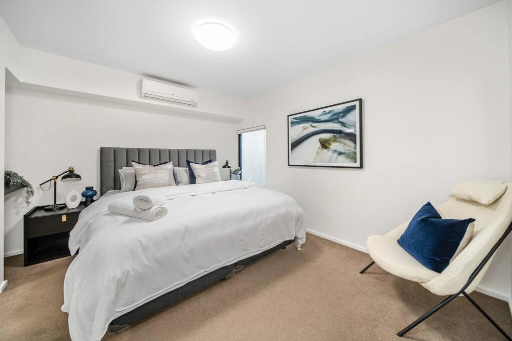 Luxury Heights On Flinders * Adelaide